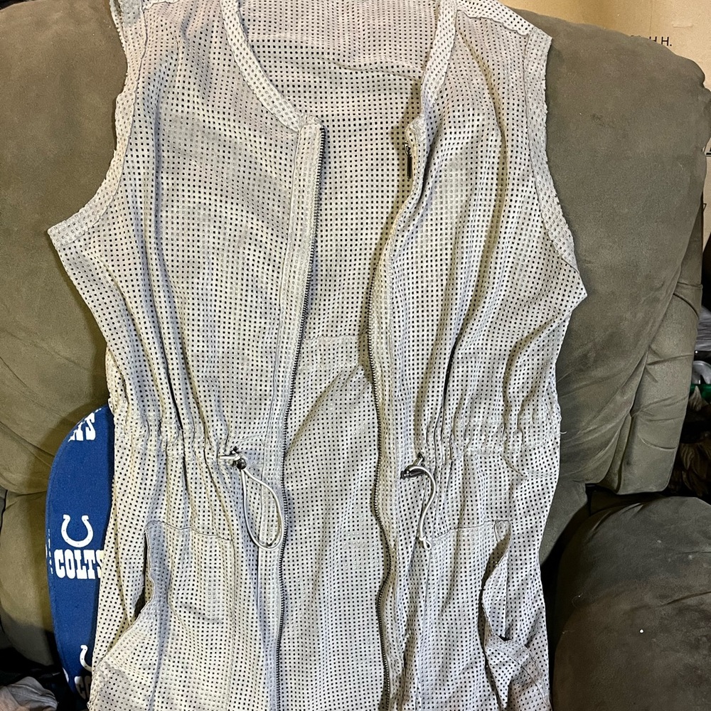 Dolce Cabo Vest